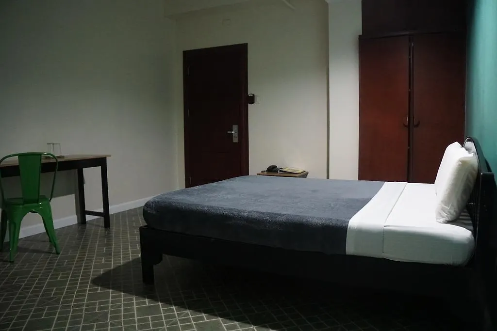 My Hotel Davao City 2*,  Filipinas